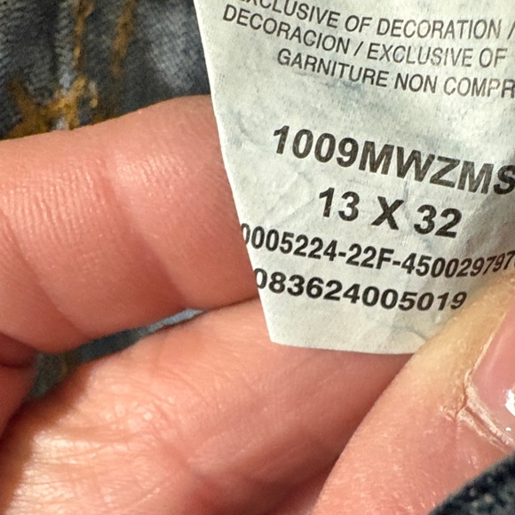 Wrangler Women's Classic Blue Straight Leg Jeans - Picture 6 of 6